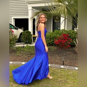 royal blue prom dress / gown